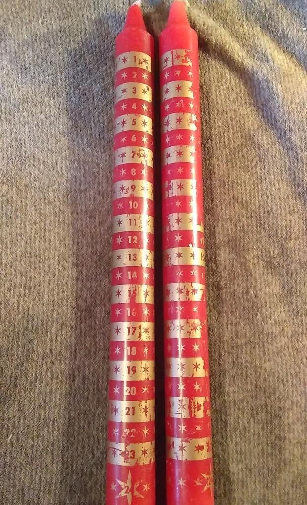 2 lange dikke kaarsen met cijfers op, Ophalen of Verzenden, Kaars