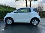 Toyota IQ 2011 1.0 Benzine Euro 5 lederen xenon velgen, Auto's, Toyota, IQ, Wit, Leder, 1000 cc