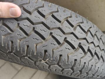Set van 2 banden met velg 155SR12 Radial 76S  beschikbaar voor biedingen