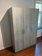 Kleerkast en bureau, Huis en Inrichting, Slaapkamer | Complete slaapkamers, Ophalen