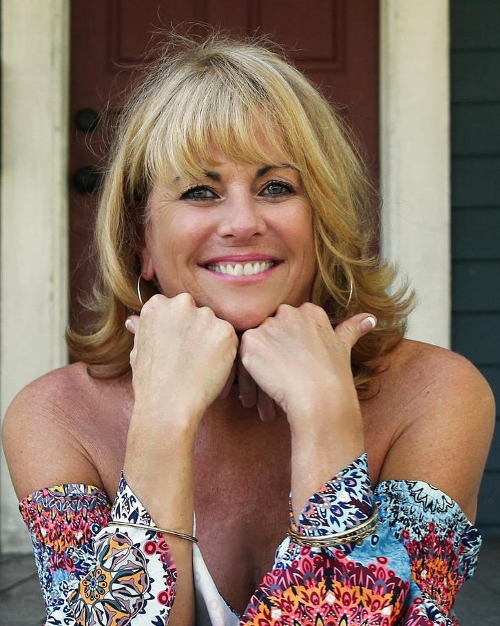 Vrouw zoekt man. Eenvoudig contact met een leuke vrouw, Contacten en Berichten, Vrouw zoekt Man