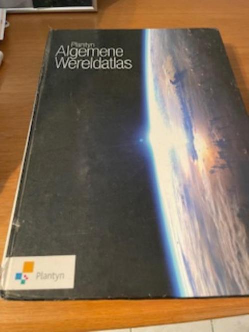 Plantyn Algemene wereldatlas 2012, Boeken, Atlassen en Landkaarten, Gelezen, Overige atlassen, Wereld, Ophalen of Verzenden