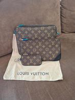 Ensemble de sac LV, Zo goed als nieuw