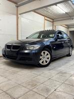 BMW 320I Automaat 185xxx km gekeurd vvk, Auto's, Automaat, Achterwielaandrijving, Blauw, Leder