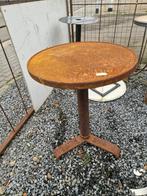 oud ijzeren bistrotafel 70/53cm  €40, Tuin en Terras, Ophalen, Gebruikt