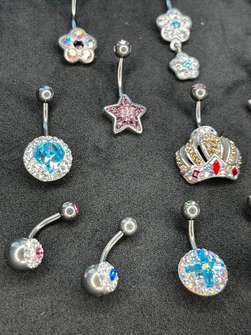 Lot titanium navel piercing juwelen, Handtassen en Accessoires, Piercings, Nieuw, Navelpiercing, Overige materialen, Met strass
