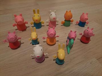 Peppa Pig - Lot 12 figuurtjes beschikbaar voor biedingen