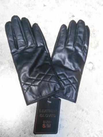 Nieuwe zwarte leder handschoenen / Maat S-M. beschikbaar voor biedingen