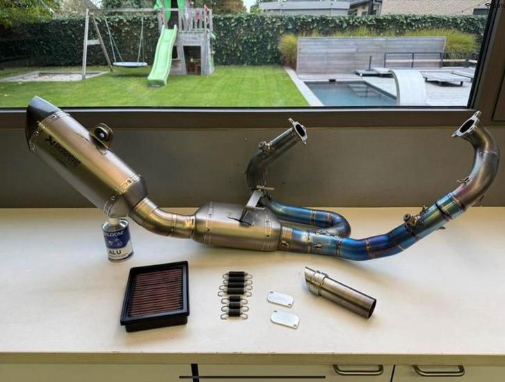 KTM Superduke 1290R Full Titanium Akrapovic uitlaatlijn, Motoren, Accessoires | Overige, Zo goed als nieuw, Ophalen of Verzenden