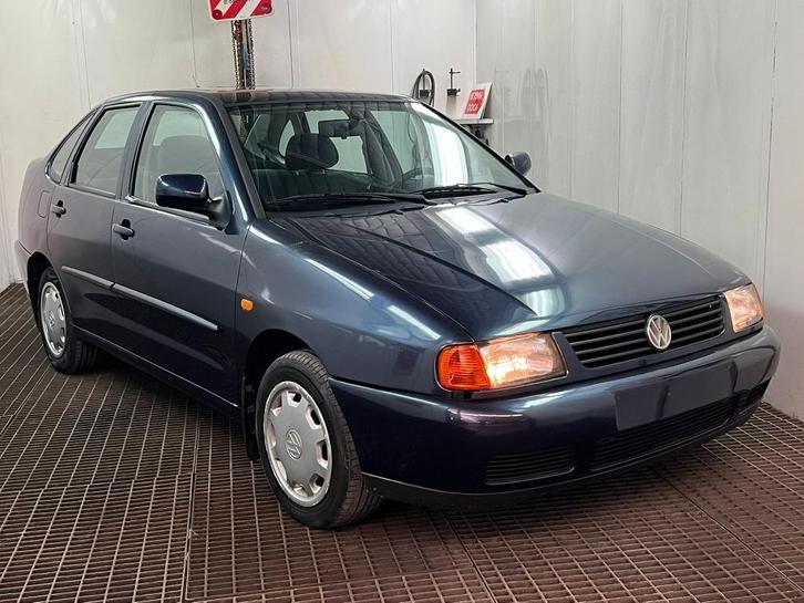 Vw -polo 1.9 sdi 146.762 km gekeurd voor verkoop, Auto's, Volkswagen, Bedrijf, Te koop, Polo, Elektrische ramen, Open dak, Diesel