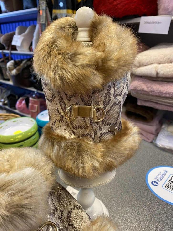 Luxe harnasjes van het merk Mon Bonbon, Animaux & Accessoires, Vêtements pour chiens, Neuf, Bodywarmer chien, Enlèvement ou Envoi