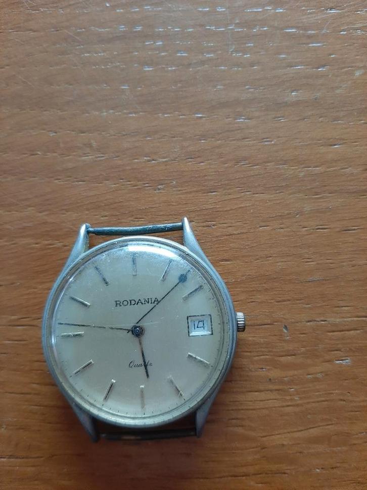 Montre pour homme Rodania Quartz 1979 avec date, Bijoux, Sacs & Beauté, Montres | Anciennes | Antiquités, Enlèvement ou Envoi