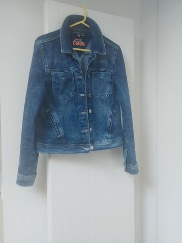 Jas voor dames  beschikbaar voor biedingen