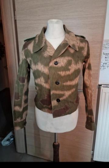 Feldbluse camo Luftwaffe  disponible aux enchères