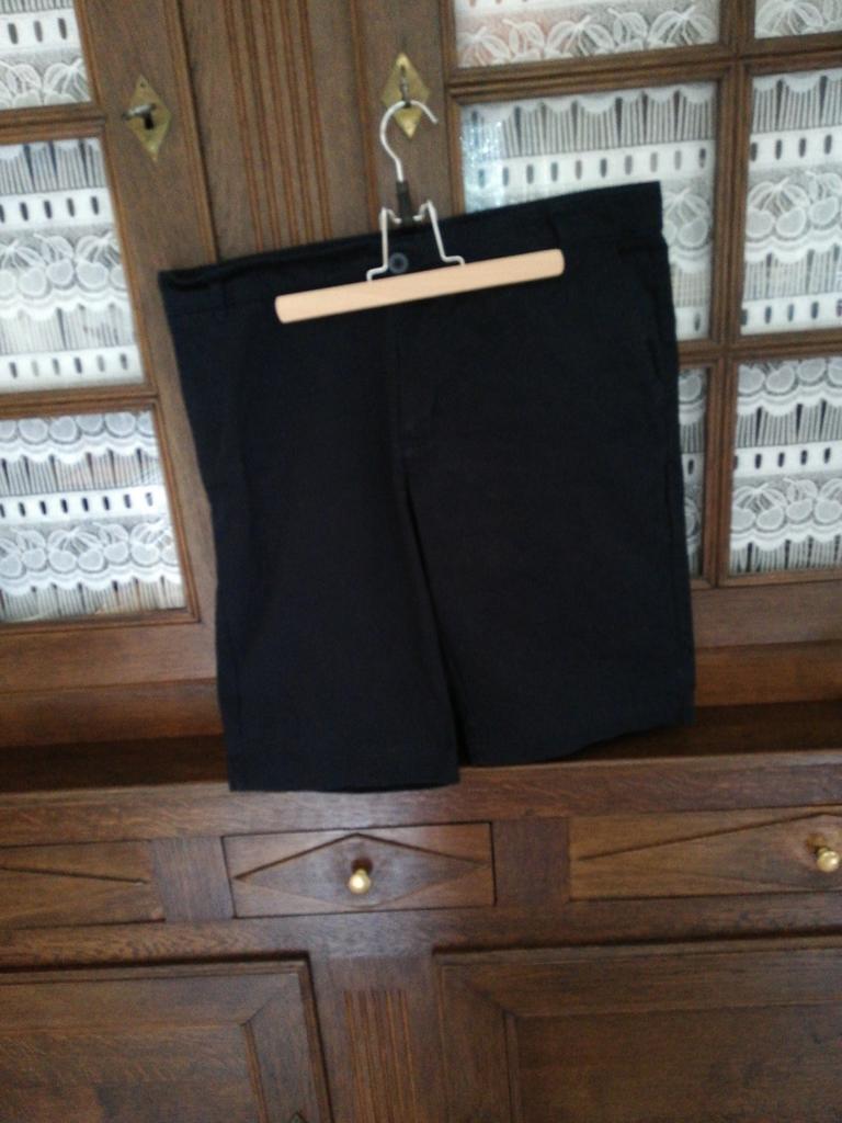 Short homme Decathlon bleu marine. Taille M. Neuf., Enlèvement ou Envoi, Comme neuf, Bleu