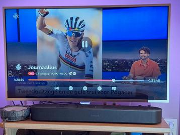 40 inch TV Philips Ambilight 40PFK6550   beschikbaar voor biedingen