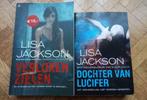 2 boeken Lisa Jackson, Gelezen, Ophalen of Verzenden