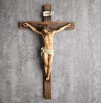 Prachtig kruis beeldje met Jezus voor aan de muur (24.5cm), Verzamelen, Ophalen of Verzenden, Nieuw, Beeld(je)