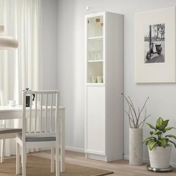 Colonne vitrée Ikea blanche Billy/Oxberg 40 cm large  beschikbaar voor biedingen