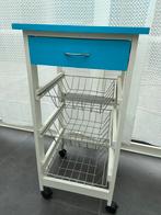 Trolley in hout op wieltjes., Ophalen