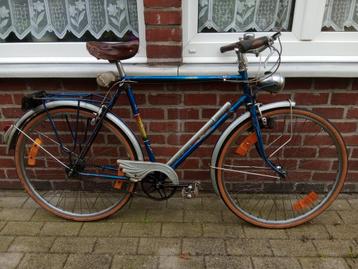 Herenfiets met 3 versnellingen in goede staat  beschikbaar voor biedingen