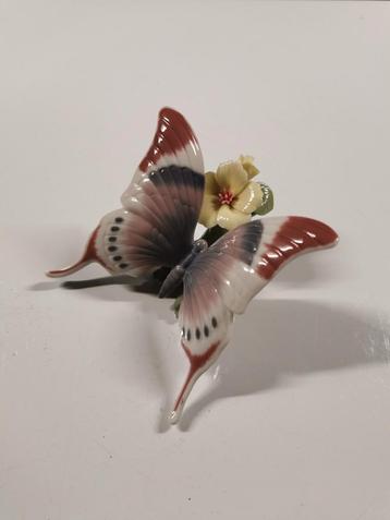 Nature's pallet. Lladro  beschikbaar voor biedingen