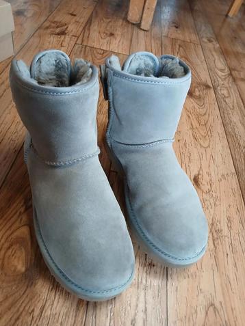Ugg maat 38, Kleding | Dames, Schoenen, Ophalen of Verzenden, Zo goed als nieuw