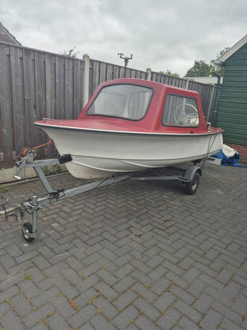 PLACOM. visbootje met trailer., Watersport en Boten, Kajuitzeilboten en Zeiljachten, Ophalen
