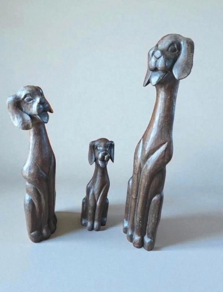 Te koop: Set van 3 houten hondensculpturen – €60, Verzamelen, Beelden en Beeldjes, Ophalen