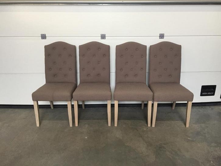 (104) Set van 4 duurdere stoelen in stof, Huis en Inrichting, Stoelen, Zo goed als nieuw, Stof, Ophalen