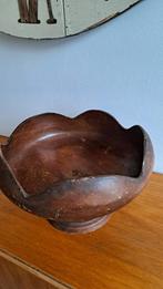 Mid-Century Afrique, Enlèvement