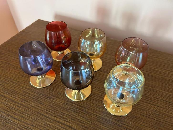 Set van 6 gekleurde bolglazen voor sterke drank, Verzamelen, Glas en Drinkglazen, Nieuw, Borrel- of Shotglas, Ophalen