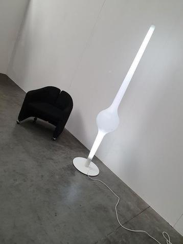 2x STICKLIGHT Michael Young Innermost, LED-versie beschikbaar voor biedingen