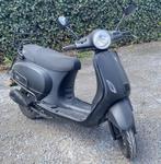 GTS Toscane Dynamic Scooter 10/2023 (mat zwart), Fietsen en Brommers, Ophalen, Gts Toscana, Zo goed als nieuw