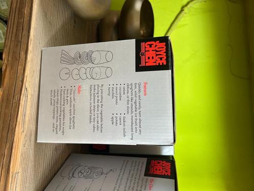 spiral slicer / raw food / nieuw in doos / 4 stuks, Cd's en Dvd's, Blu-ray, Ophalen of Verzenden