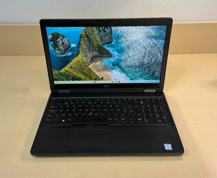 Dell Latitude 5590–Intel Core i5-8350U /16GB RAM / 256GB SSD, Computers en Software, Windows Laptops, SSD, Ophalen of Verzenden