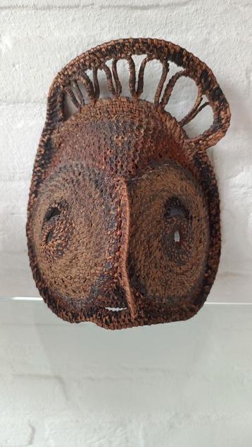 Old tribal ceremonial yams mask Abelam Wosera Sepik Papoea