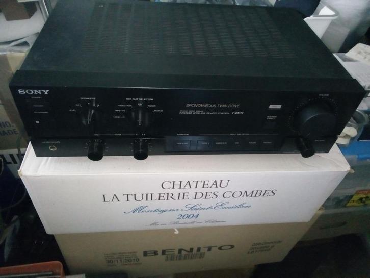 F411R versterker, Audio, Tv en Foto, Versterkers en Ontvangers, Sony, Ophalen