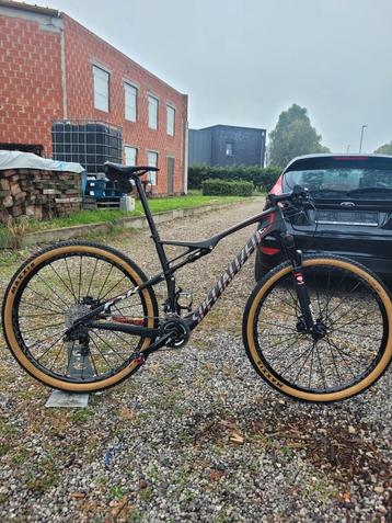 specialized epic beschikbaar voor biedingen