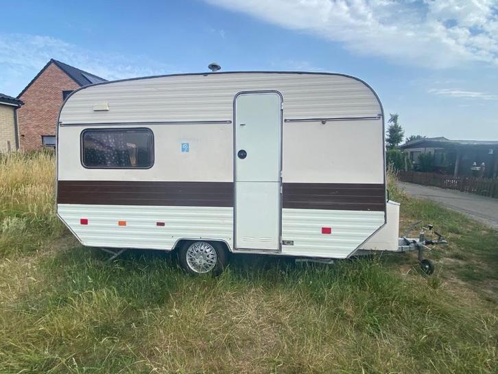 Homecar caravan <750kg, Caravans en Kamperen, Caravans, Particulier, tot en met 3, 500 - 750 kg, Overige, Home-car, Omvormbare zithoek