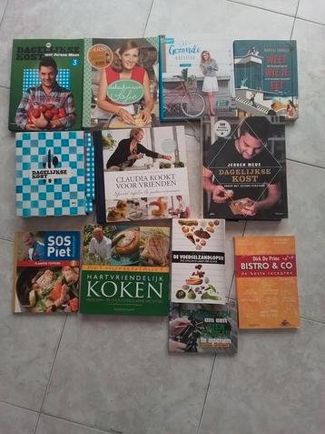 Diverse kookboeken  beschikbaar voor biedingen