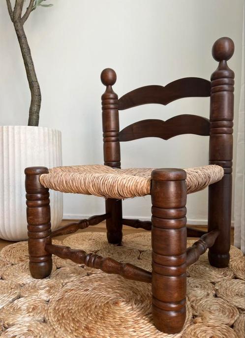 Vintage houten bijzetstoel of kinderstoel – Japandi stijl |, Antiek en Kunst, Antiek | Meubels | Stoelen en Sofa's, Ophalen