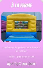 Château Gonflable location sur Bruxelles, Hobby & Loisirs créatifs, Articles de fête | Location, Comme neuf