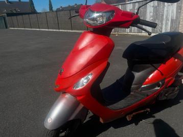 peugeot v clic 2009, Fietsen en Brommers, Scooters | Peugeot, Ophalen, Overige modellen, Klasse B (45 km/u), Benzine