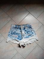 Spijkershorts, Kleding | Dames, Bershka, Zo goed als nieuw, W30 - W32 (confectie 38/40), Verzenden