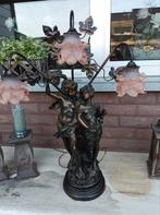 Oude staande lamp en muurlamp, Enlèvement