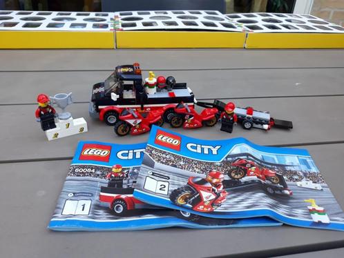 Lego City Racemotor transport 60084, Kinderen en Baby's, Speelgoed | Duplo en Lego, Zo goed als nieuw, Lego, Complete set, Ophalen