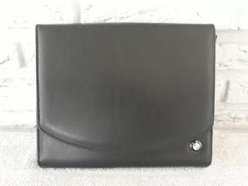 BMW M3 LEDEREN DOCUMENTHOUDER beschikbaar voor biedingen