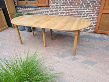 Eiken eettafel verlengbaar GRATIS LEVERING  beschikbaar voor biedingen
