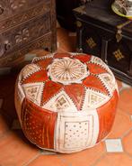 Pouf artisanal en cuir véritable., Enlèvement ou Envoi, Neuf, Cuir